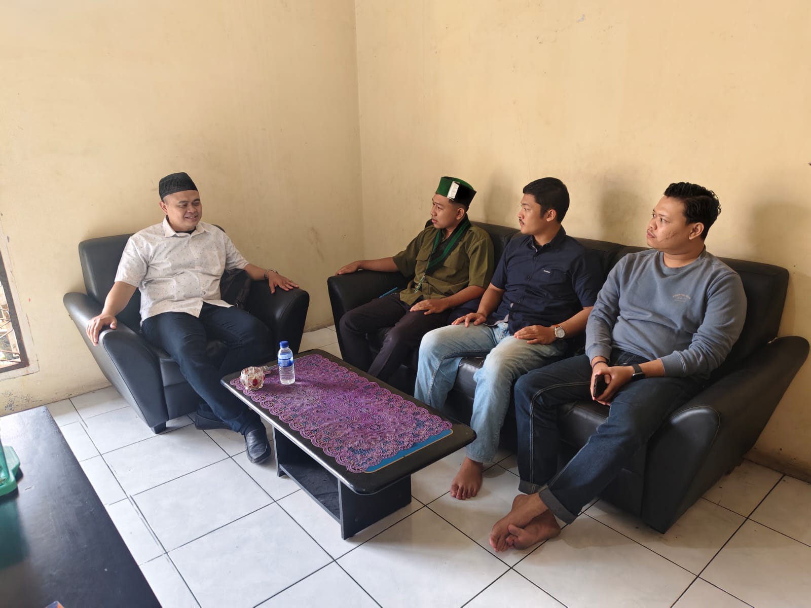 Diskusi Konsolidasi Demokrasi dengan HMI Cabang Jambi