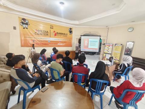 Rapat peningkatan kapasistas SDM dalam penyelesaian sengketa proses pemilu, Kamis (16/7/2026)