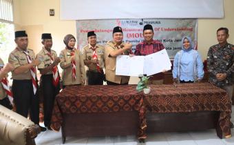 Penandatanganan MoU Pramuka bersama Bawaslu
