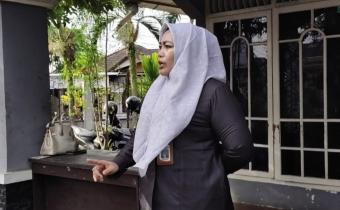 Korsek Bawaslu Kota Jambi, Henty memberikan arahan pada apel pagi Senin (26/1/2026)