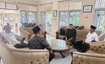 Diskusi Konsolidasi Demokrasi Bawaslu Kota Jambi dan Akademisi Universitas Jambi, Zakly Hanafi