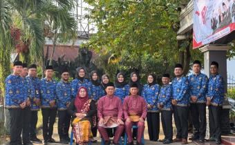 Foto Bersama usai upacara bendera HUT ke 81 RI